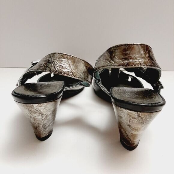 ROBERTO CAPUCCI Italy Genuine Leather T-strap Slingback Pump Heels Sz 7.5 AAA - Picture 11 of 16